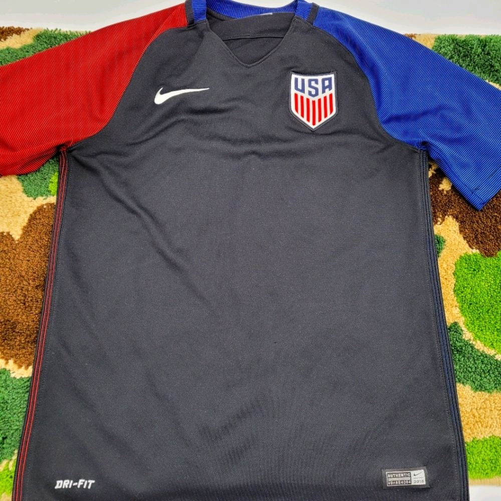 Nike team USA soccer jersey